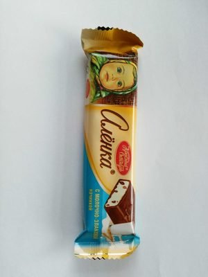Milk chocolate with filling "Alenka" with milk-cereal filling