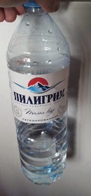 Non-carbonated drinking water