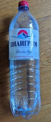 Natural mineral table drinking water "Piligrim" sparkling